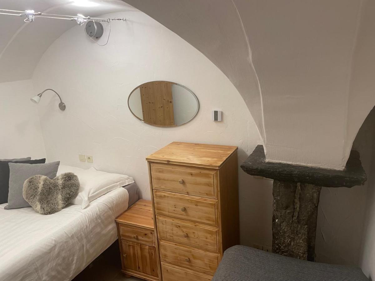 Two Bedroom Apartment La Voute, Chandon Near Meribel - Sleeps 4 Adults Or 2 Adults And 3 Children Les Allues Exterior foto